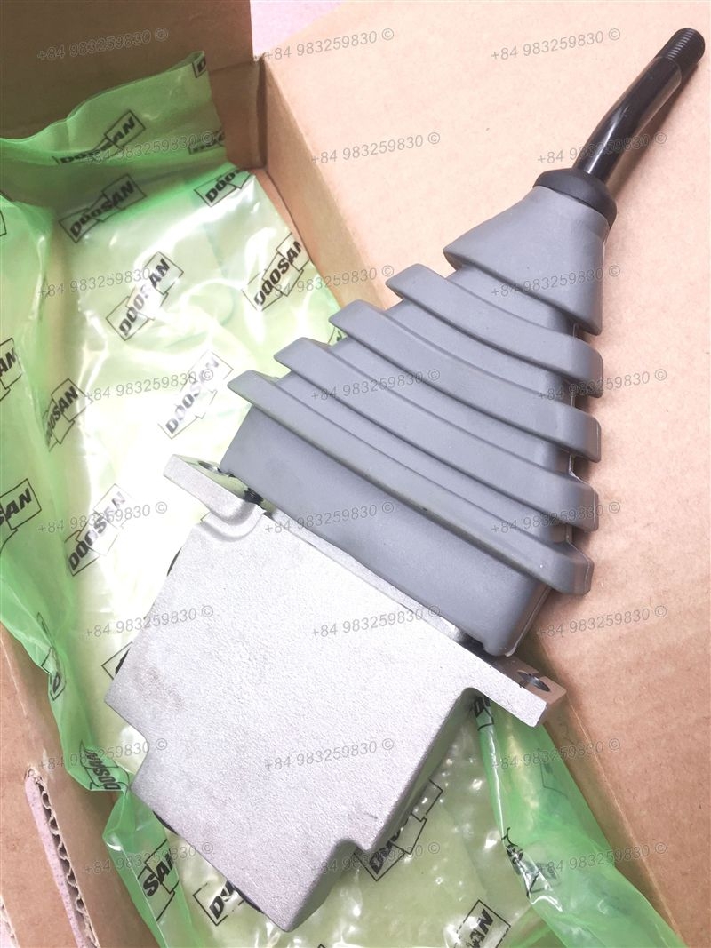 REMOTE CONTROL VALVE-DOZER (S140W~)