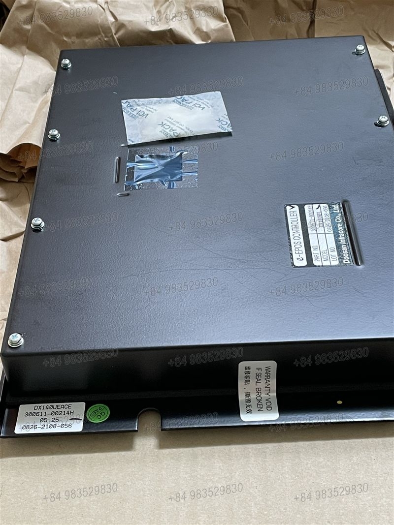 HỘP ĐỘNG CƠ (DX140W ACE~)